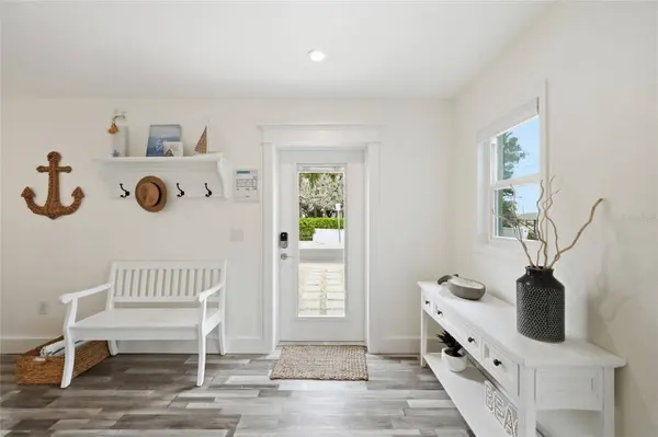 912 N SHORE DR, Anna Maria, FL 34216