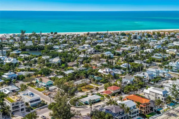 912 N SHORE DR, Anna Maria, FL 34216