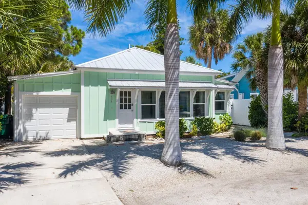 504 SPRING AVE, Anna Maria, FL 34216