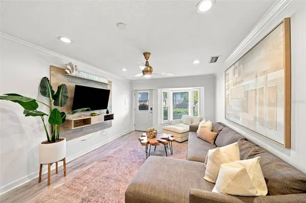 205 82ND ST, Holmes Beach, FL 34217