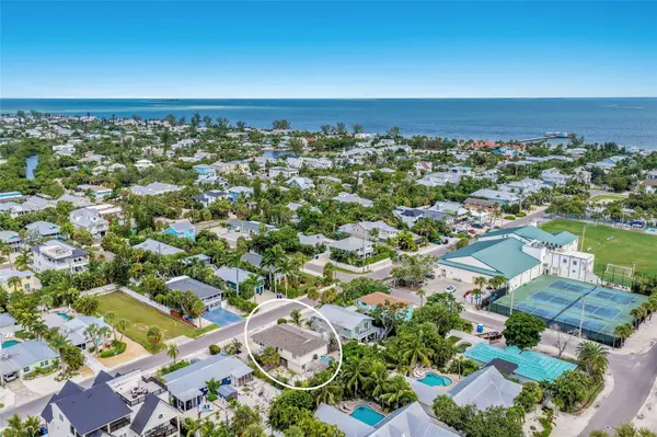 313 MAGNOLIA AVE, Anna Maria, FL 34216