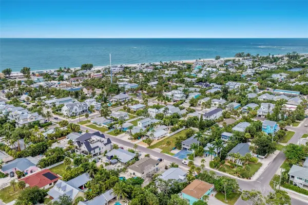 313 MAGNOLIA AVE, Anna Maria, FL 34216