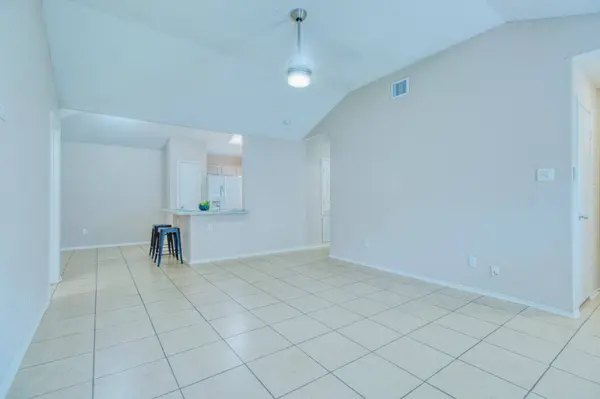 5619 Gineridge DR, Houston, TX 77053