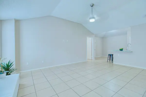 5619 Gineridge DR, Houston, TX 77053