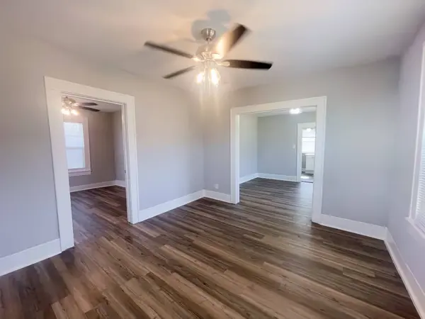 2712 Brewster ST, Houston, TX 77026