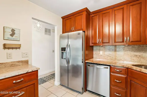 1307 W Union Lane #A4, Manasquan, NJ 08736