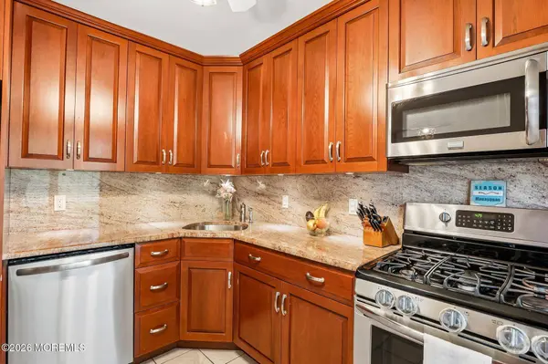1307 W Union Lane #A4, Manasquan, NJ 08736