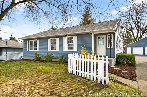 2710 Fuller NE Avenue, Grand Rapids, MI 49505
