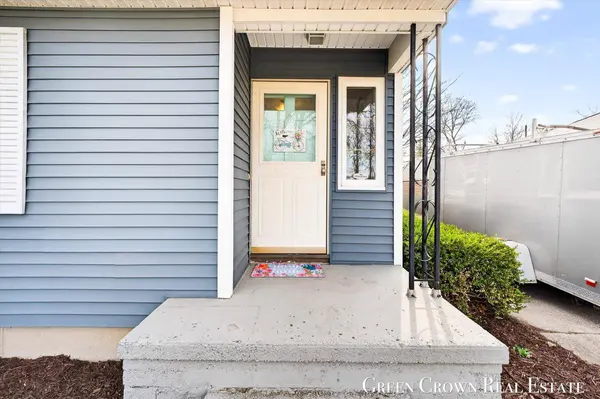 2710 Fuller NE Avenue, Grand Rapids, MI 49505