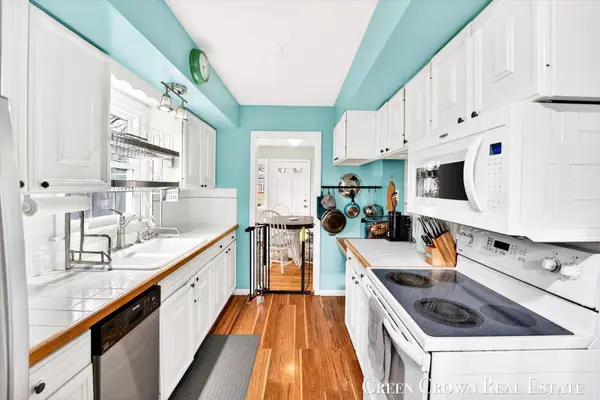 2710 Fuller NE Avenue, Grand Rapids, MI 49505