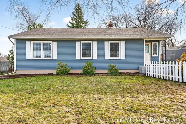 2710 Fuller NE Avenue, Grand Rapids, MI 49505