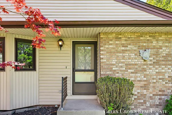 580 Gardenview SW Court, Byron Center, MI 49315