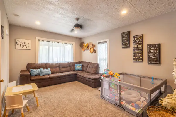 173 E State Street, Montrose, MI 48457