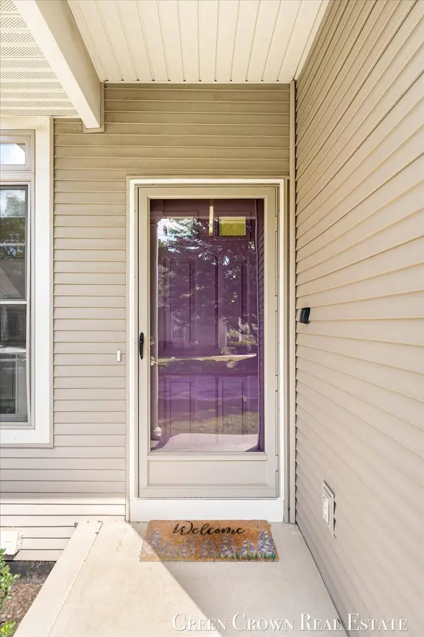 1100 Barrington NW, Grand Rapids, MI 49534