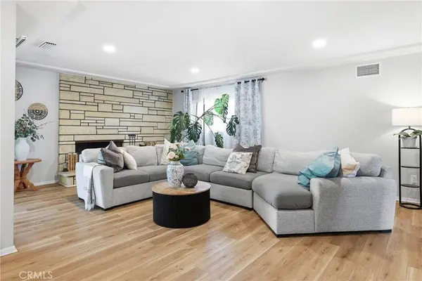 933 N Pine, Rialto, CA 92376