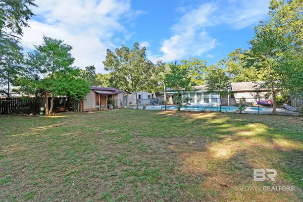 38 Hollyhock Road, Monroeville, AL 36460