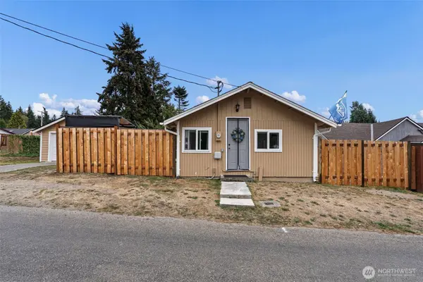 3018 Hollywood AVE NE, Bremerton, WA 98310
