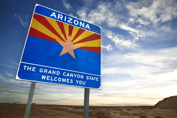 Relocating to Arizona? Here Are the Pros and Cons You Should Know,Melissa Bailey