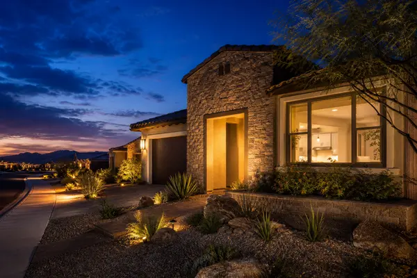 feature image of Cadence at Gateway: Community and Convenience in Mesa