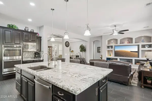 5285 S LOBACK Lane, Gilbert, AZ 85298