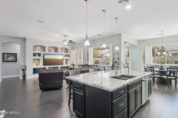 5285 S LOBACK Lane, Gilbert, AZ 85298