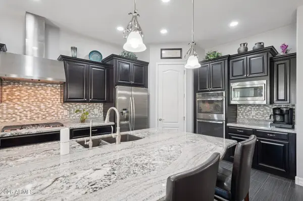 5285 S LOBACK Lane, Gilbert, AZ 85298