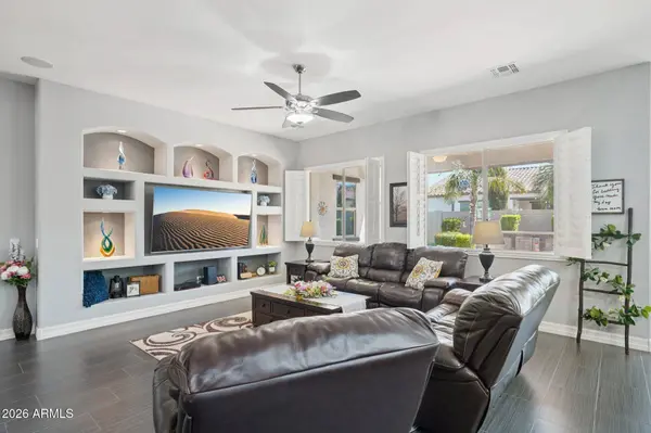 5285 S LOBACK Lane, Gilbert, AZ 85298