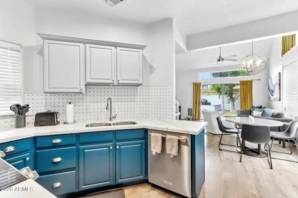 5400 S HARDY Drive #113, Tempe, AZ 85283