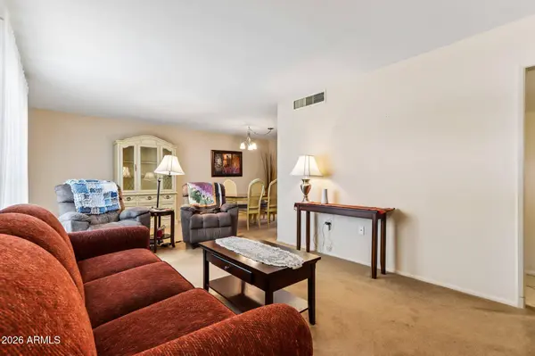 10535 W PRAIRIE HILLS Circle, Sun City, AZ 85351