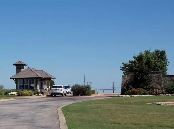 7529 St Andrews LOOP, Cleburne, TX 76033