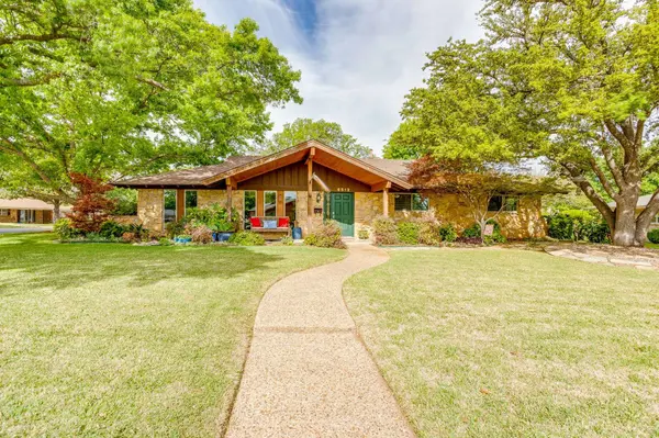 6512 Winn ST, Fort Worth, TX 76133