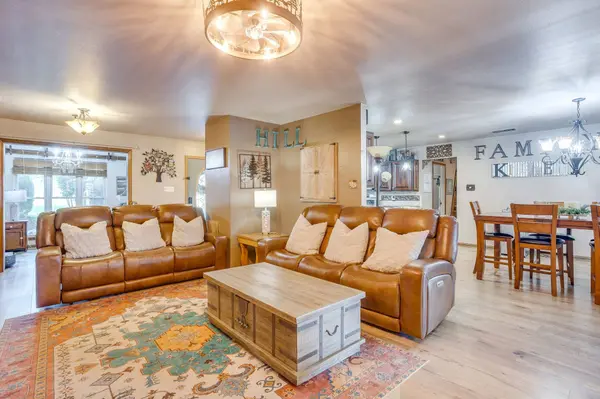 3914 Redbird LN, Joshua, TX 76058