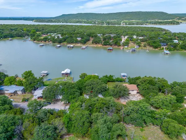 355 Armadillo LN, Gordon, TX 76453