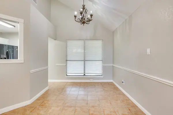 6604 Aztec CT, Lake Worth, TX 76135