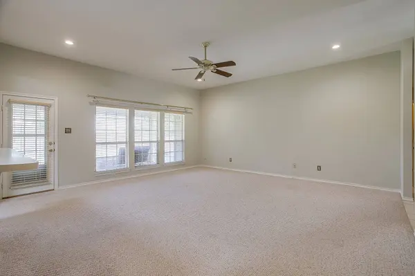 1509 Oak Tree CIR, Weatherford, TX 76086