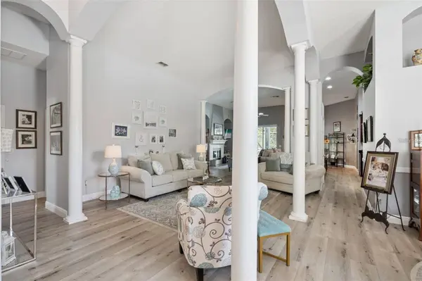 529 JOHNS LANDING WAY, Oakland, FL 34787
