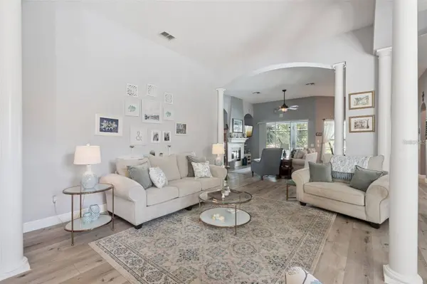 529 JOHNS LANDING WAY, Oakland, FL 34787