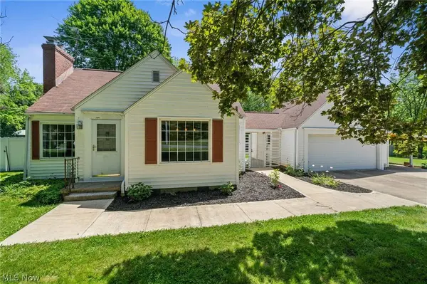 1489 Earhart AVE, Akron, OH 44320