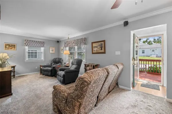 1872 19th ST, Cuyahoga Falls, OH 44223