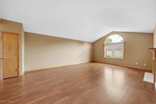 344 Greenbriar DR, Ravenna, OH 44266
