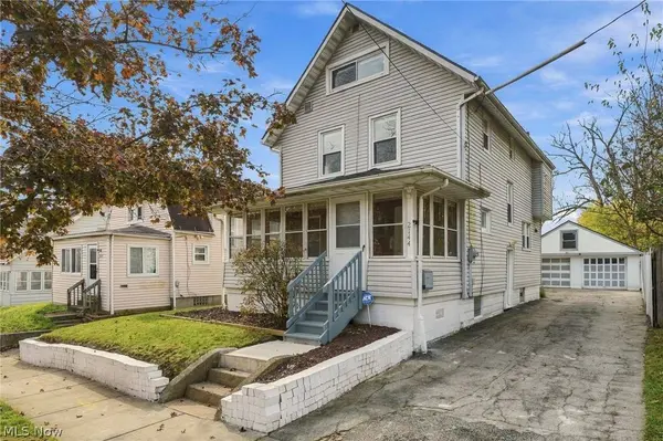 2144 SW 12th ST SW