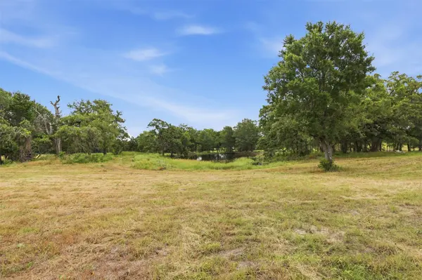 3417 County Road 406, Caldwell, TX 77836