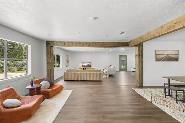 100 Shady Oaks LN, Somerville, TX 77879