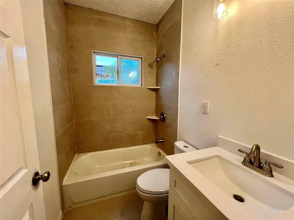 282 11th, Somerville, TX 77879