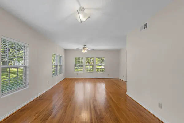 7475 Ashburn ST, Houston, TX 77061
