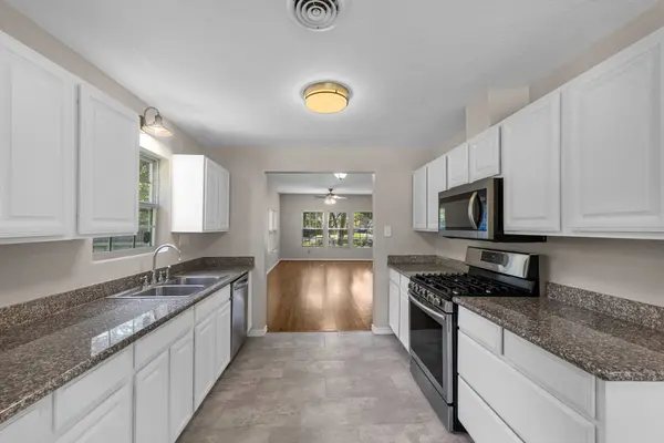 7475 Ashburn ST, Houston, TX 77061