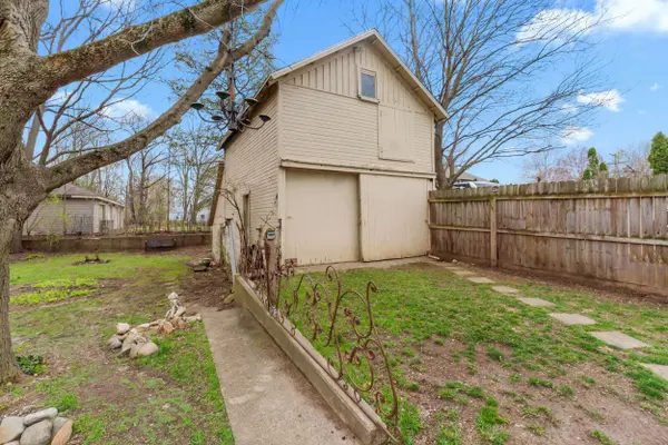 79 Budlong Street, Hillsdale, MI 49242