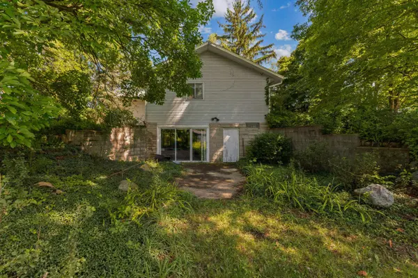 1560 S Hillsdale Road, Hillsdale, MI 49242