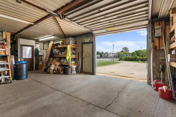 271 Gaige Street, Jonesville, MI 49250