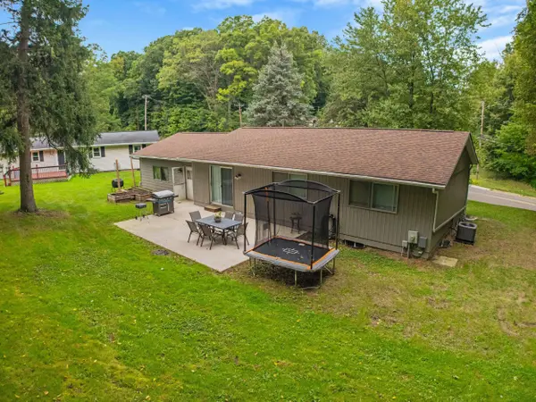 190 W Bacon Street, Hillsdale, MI 49242